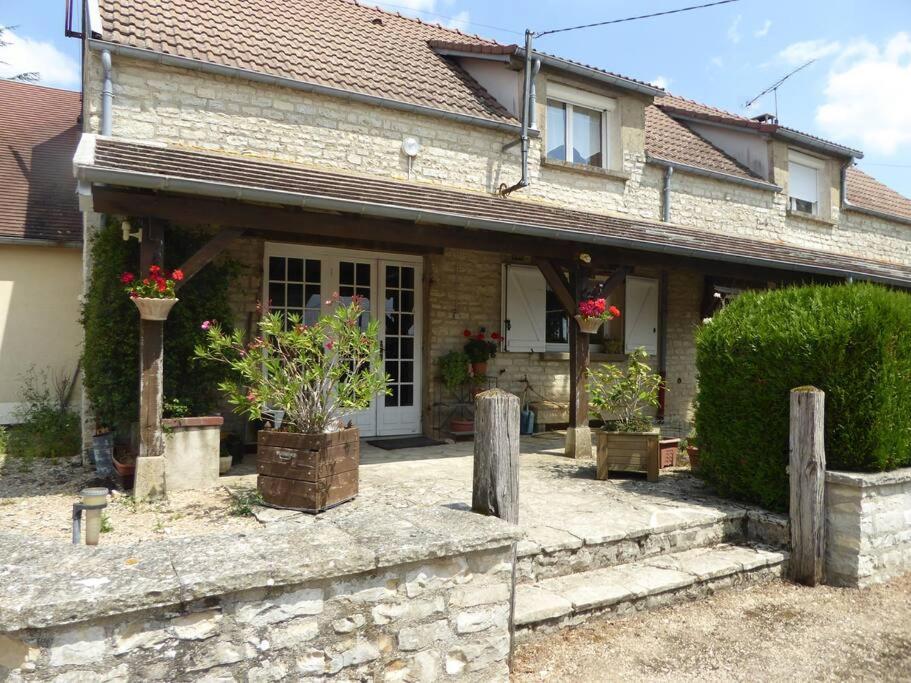 Maison Entiere Independante Noyers-sur-Serein Kültér fotó